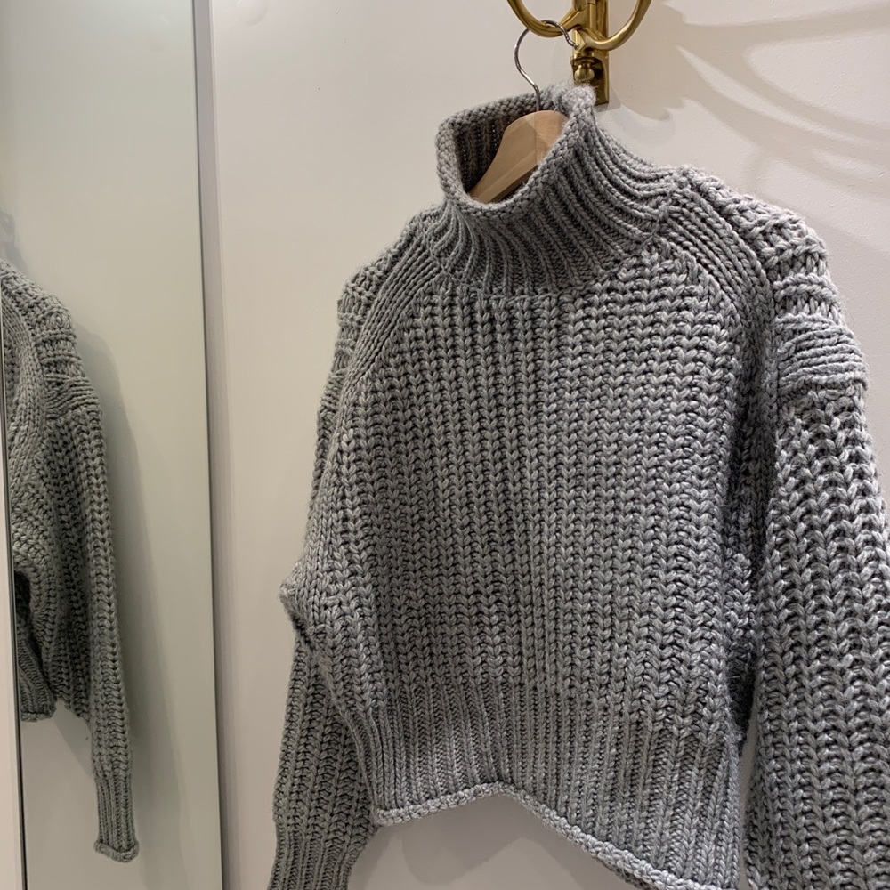 H&M | Gray Chunky Knit